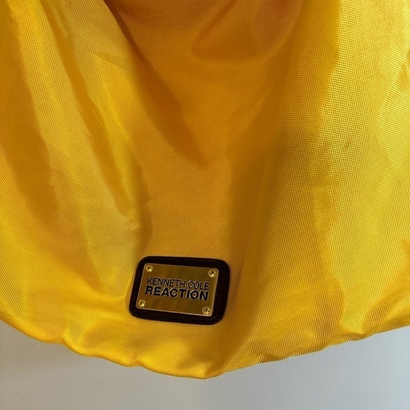 Kenneth Cole Reaction Womens Large Shoulder Hand Bag Hobo Leather Fabric Yellow - Picture 3 of 12